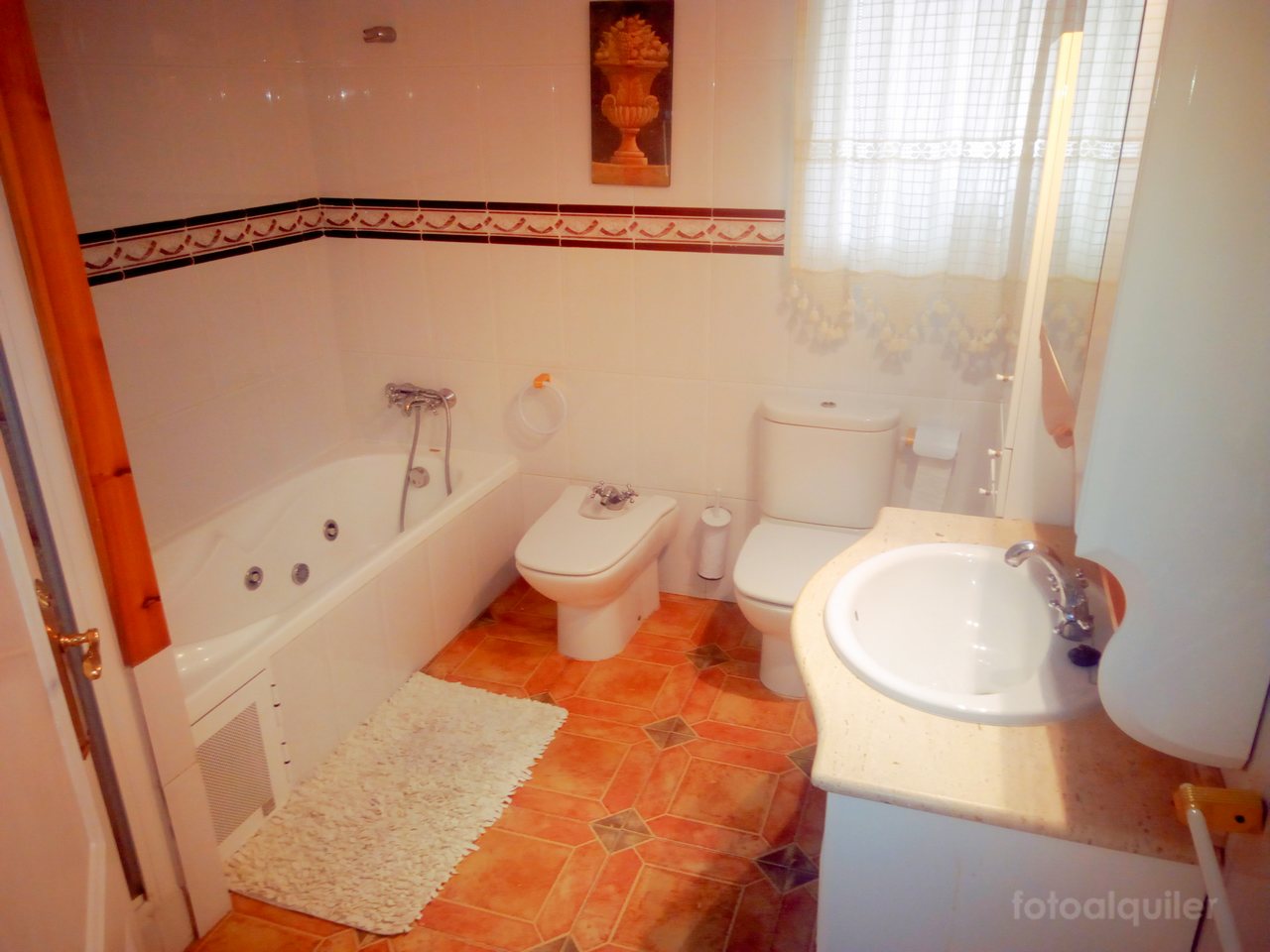 Alquiler de chalet tres dormitorios en Alcossebre, Castellón