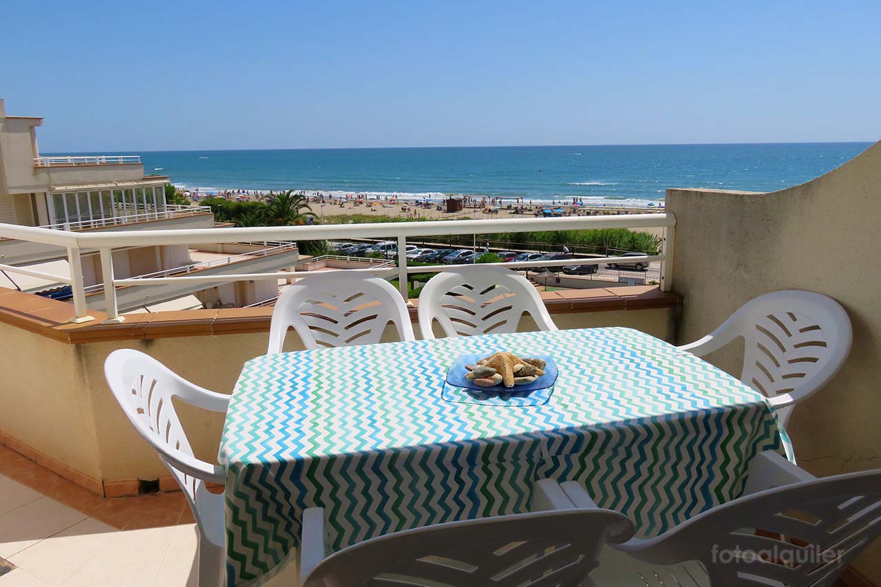Apartamento para vacaciones primera linea playa del Cargador, Alcossebre