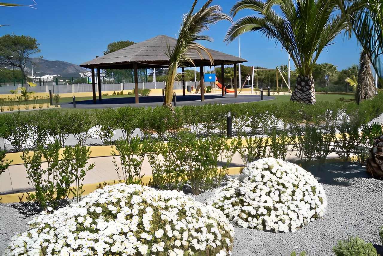 Primera línea playa, Alquiler apartamento en urbanización Beach Resort, Alcossebre