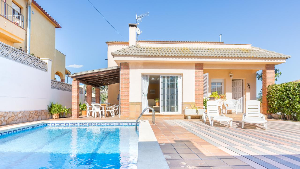 Villa con piscina privada para 8 personas en Blanes, costa Brava, Girona