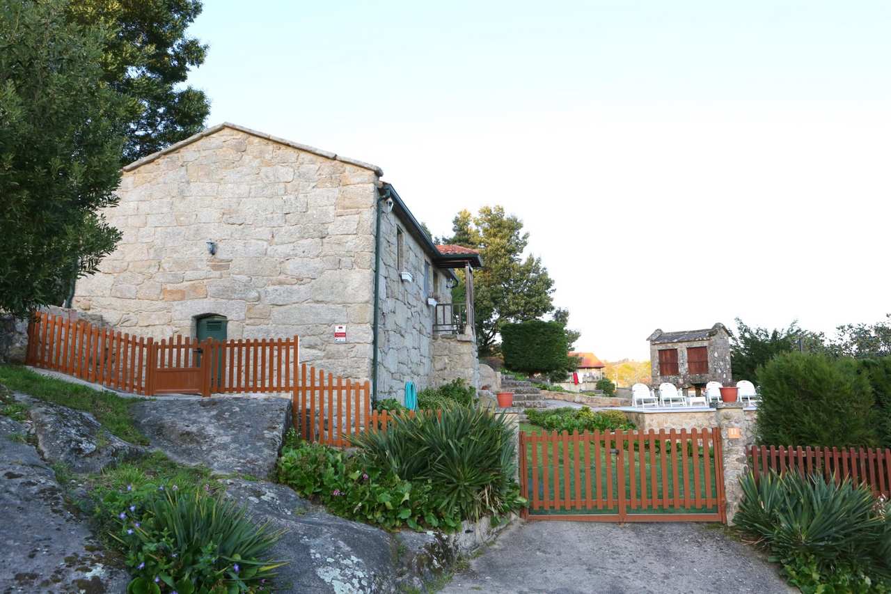 Casa Nicolau, casa rural con piscina privada en Ponte Caldelas, Pontevedra 