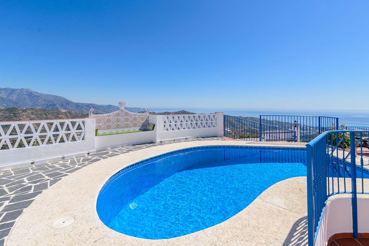 Cortijo del Monte con piscina privada en Torrox, Costa del Sol, Málaga