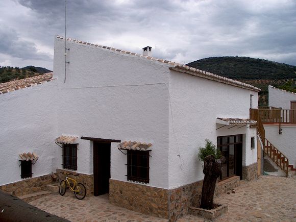 Alquiler de casas rurales en el Complejo El Molinillo, Algarinejo, Granada.        