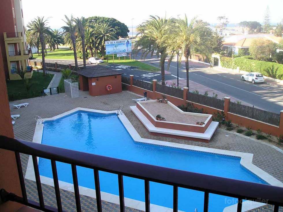 Alquiler de apartamento en primera línea de playa en Isla Canela, Huelva