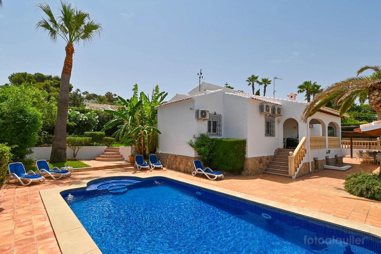 Villa con piscina privada que admite mascotas en Jávea, Alicante