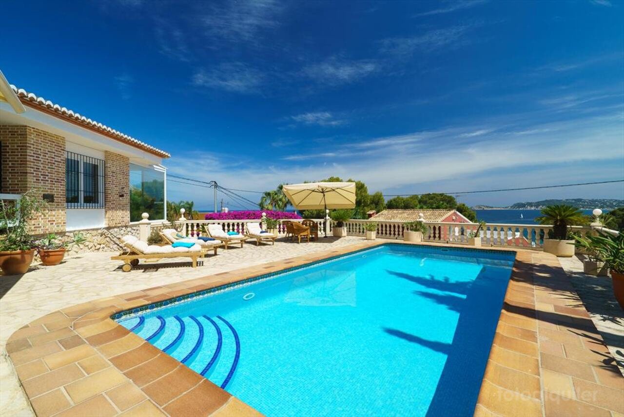 Villa con piscina privada en Jávea, Costa Blanca, Alicante, España.