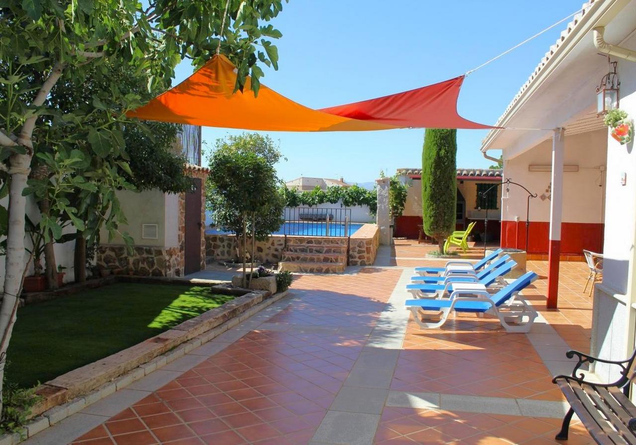 Casa Rural La Perdiz Dorada en Casasbuenas, Toledo. Capacidad 10 personas