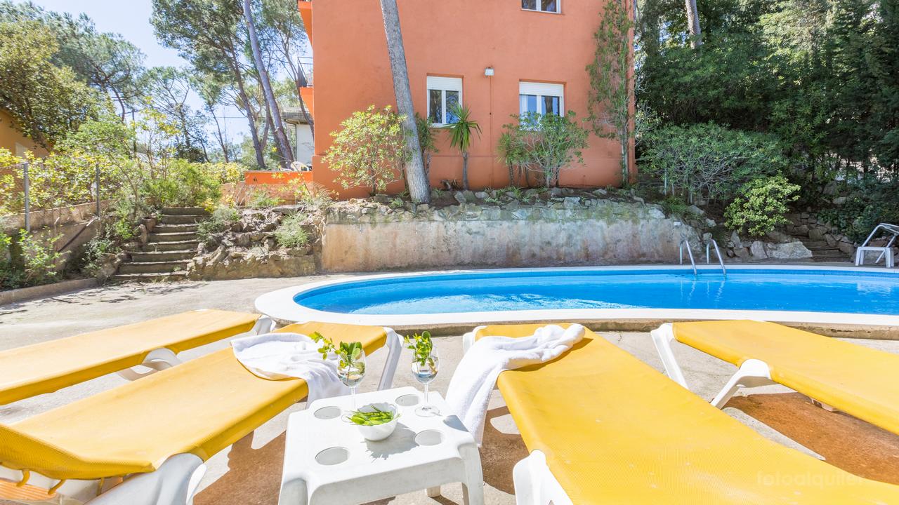 Apartamento con piscina en la playa en Llafranc para 6 personas, Costa Brava, Girona
