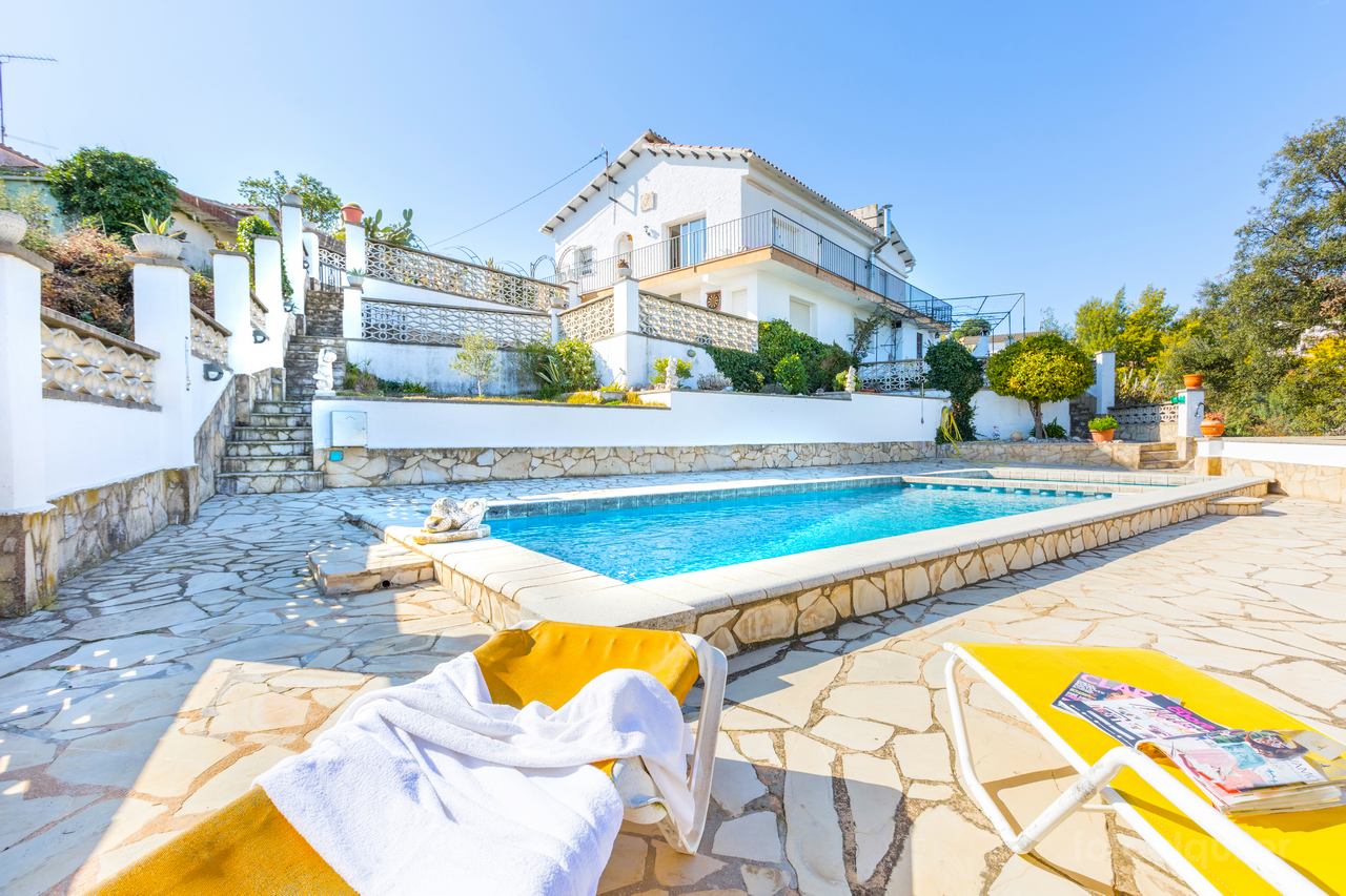 Casa con piscina privada en Lloret de Mar, Costa Brava, Girona.