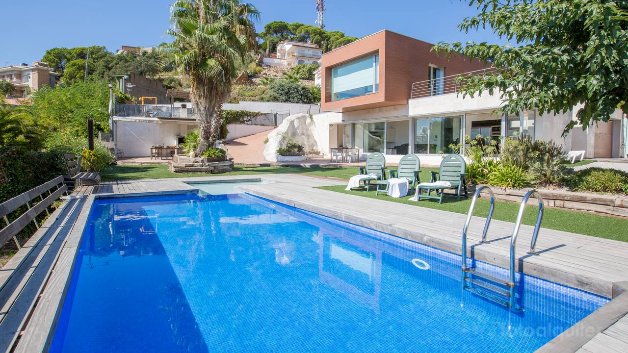 Villa con piscina privada y jardín en Lloret de Mar, Costa Brava 