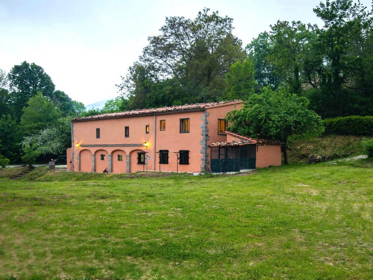 Can Felix, masía en el Montseny, Fogars de Montclús, Barcelona