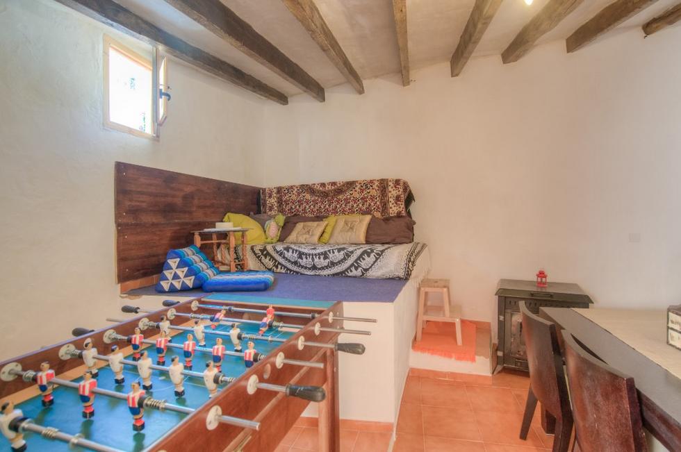 Casa rural con cuatro dormitorios con piscina y jardín en Onil, Alicante