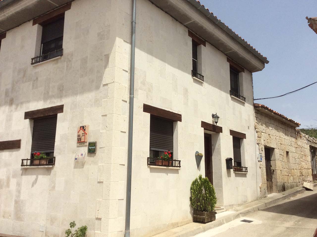 Alquiler de casa rural para cuatro personas en Castrillo del Val, Burgos