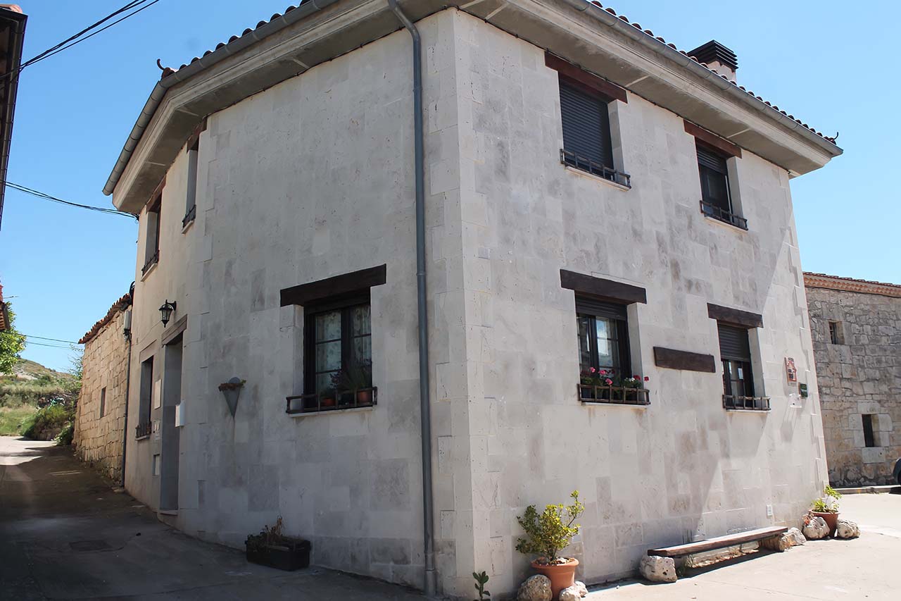 Casa rural con dos dormitorios en Castrillo del Val, Burgos, cerca Atapuerca