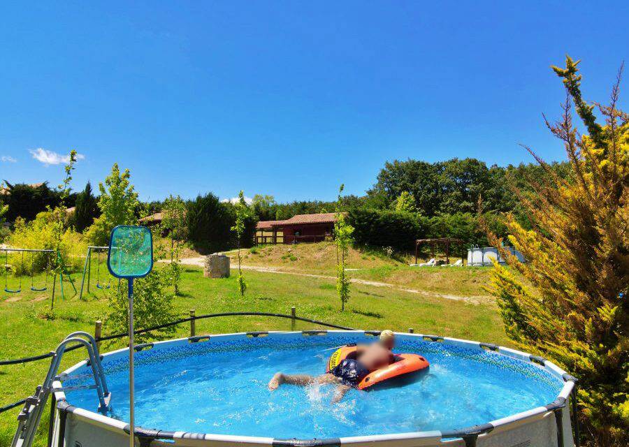 Apartamento turístico con piscina privada en Burgos, Mozoncillos de Juarros