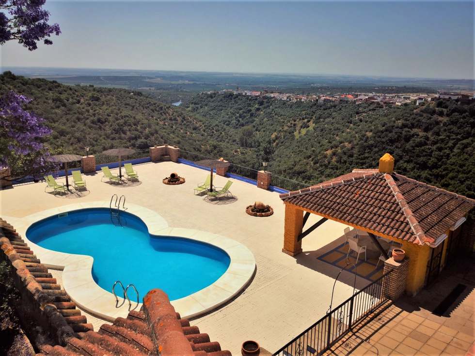 Alquiler de casa rural con piscina en Hornachuelos, Córdoba