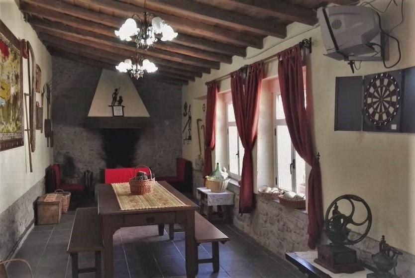Casa Rural con 4 dormitorios en Fuentes de Oñoro, Salamanca.
