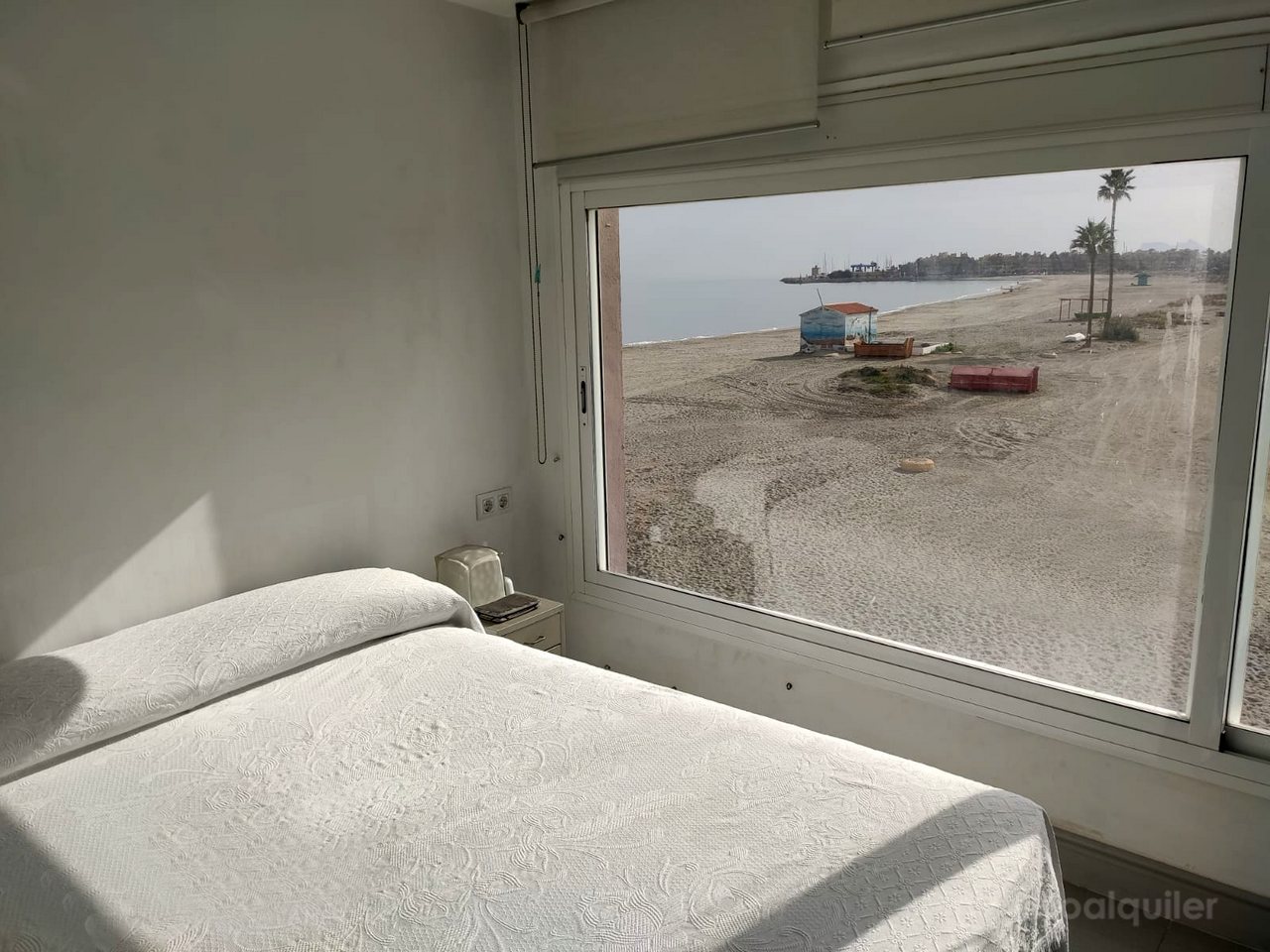 Alquiler de Loft en primera línea de playa en San Roque, Torreguadiaro, Cádiz