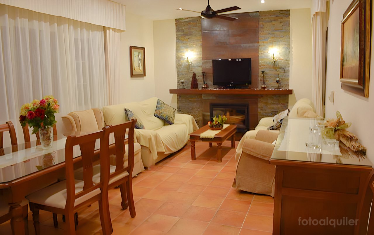Chalet con 4 dormitorios y piscina en Sanlúcar de Barrameda