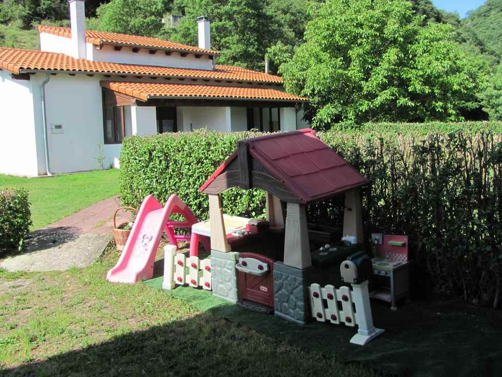 Apartamentos Rurales Txastarena en Urritzola, Arakil, Navarra