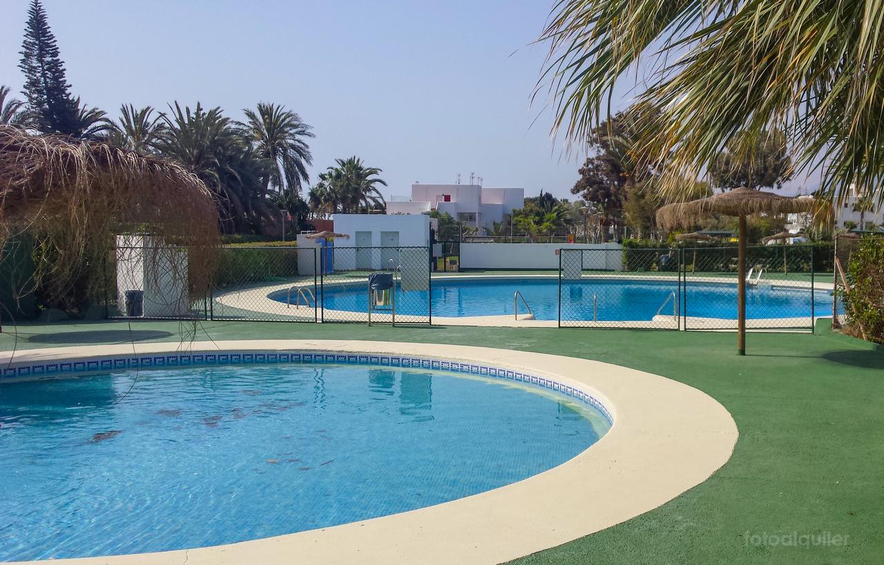 Chalet adosado en Vera, playa de Puerto Rey, Almería