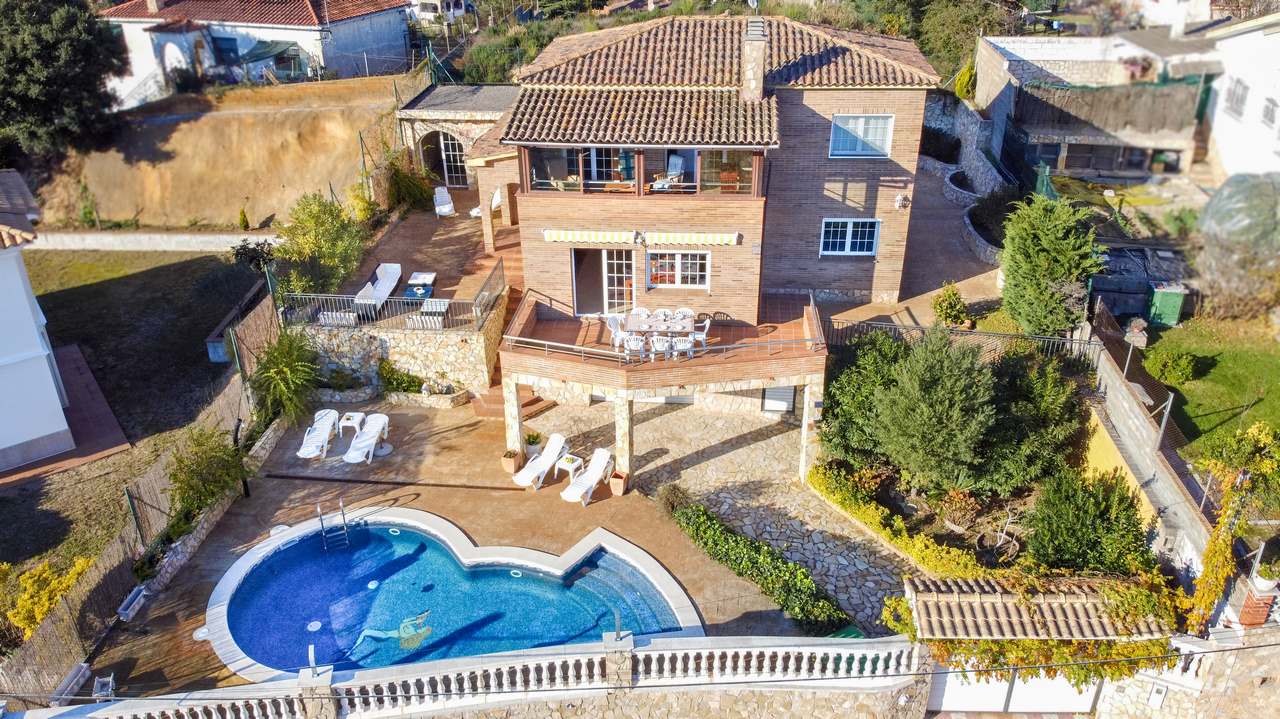 Villa con piscina privada en Costa Brava, Vidreres, Girona