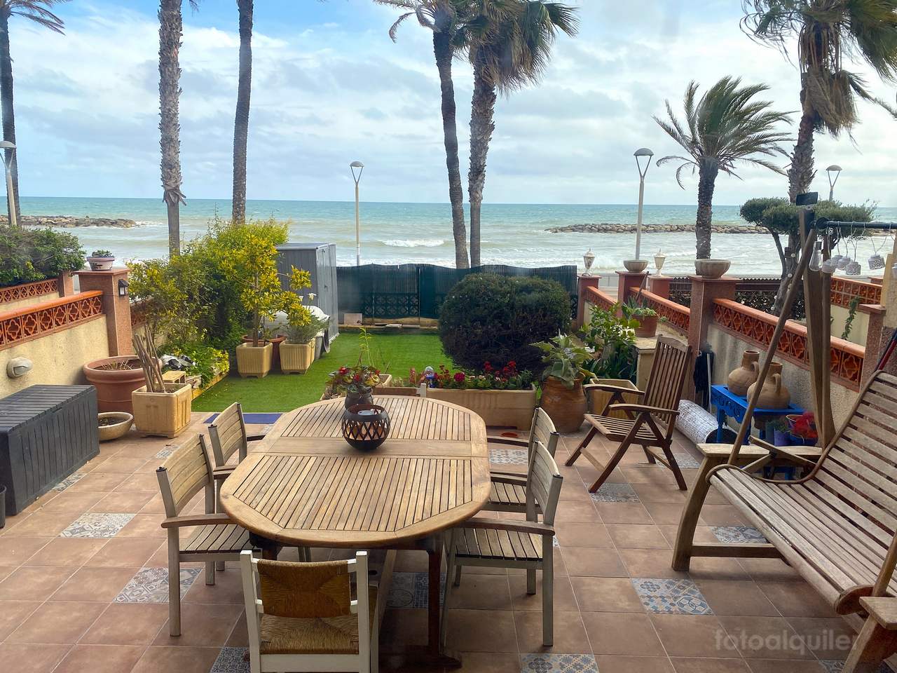 Apartamento en primera línea de playa en Vilanova i la Geltrú, Barcelona
