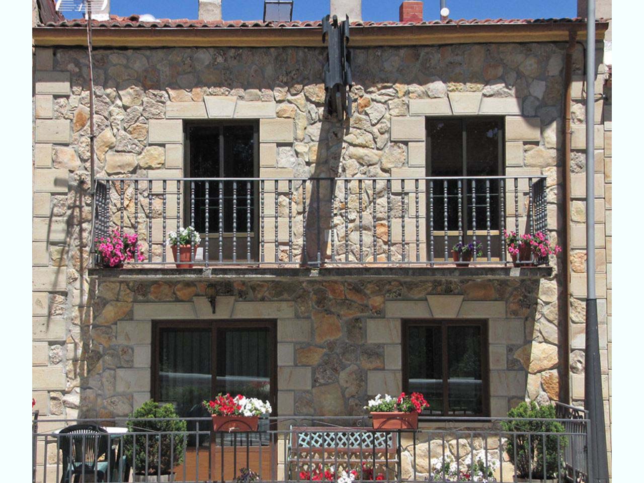 Villa Luz, casas rurales completas en Abejar, Soria junto a playa Pita, Embalse de Cuerda del Pozo
