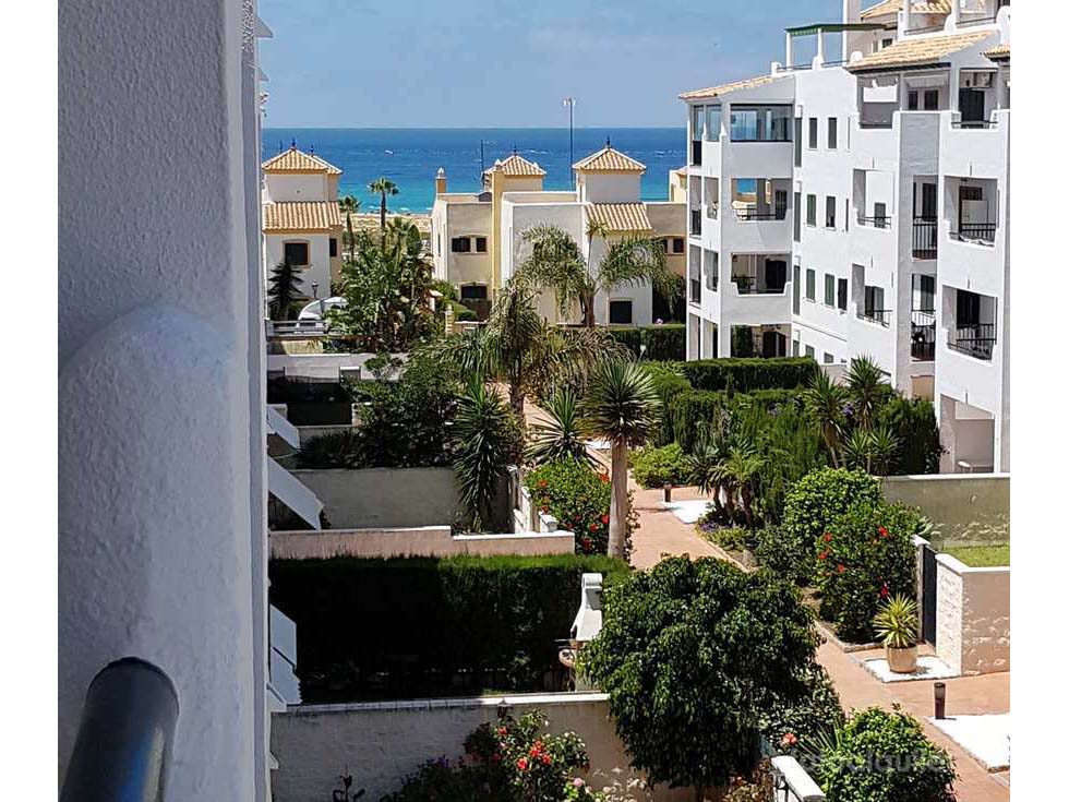 Apartamento primera línea en Zahara, Urbanización Almadraba Playa