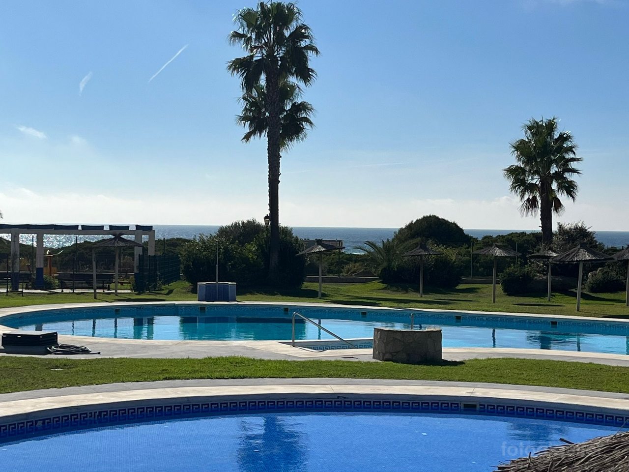 Alquiler apartamento con jardín en primera línea de playa en Zahara de los Atunes, Cádiz